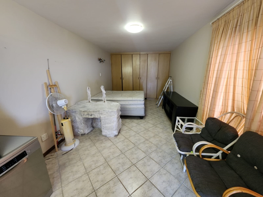 3 Bedroom Property for Sale in Menkenkop Western Cape